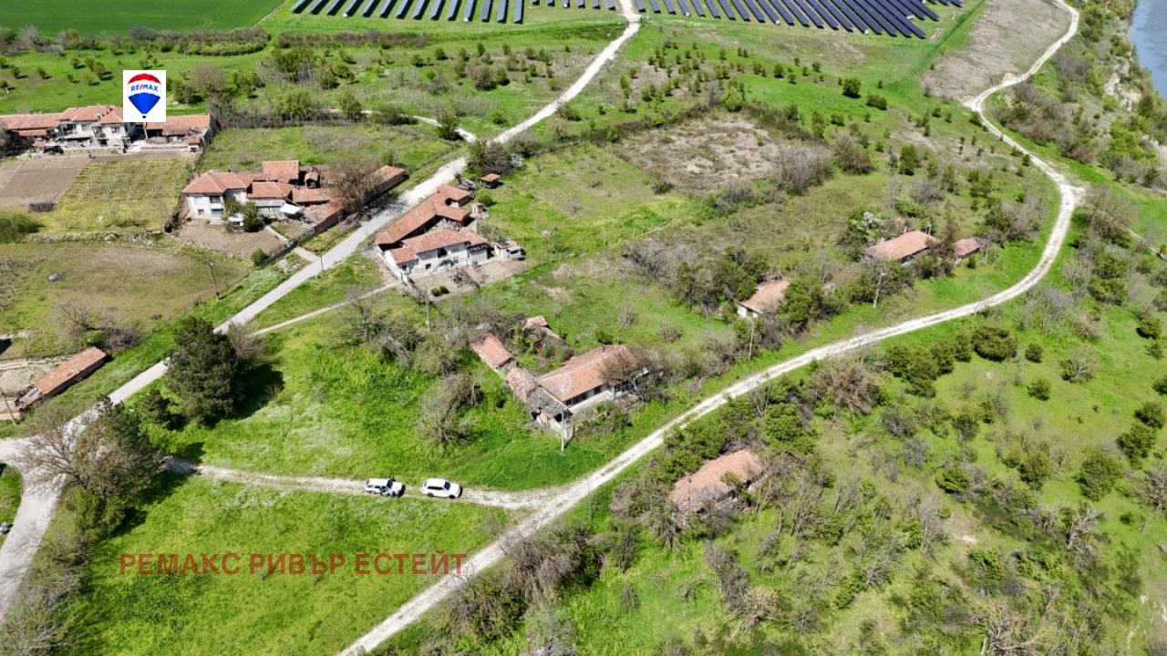 Продава КЪЩА, с. Джулюница, област Русе, снимка 3 - Къщи - 54227714