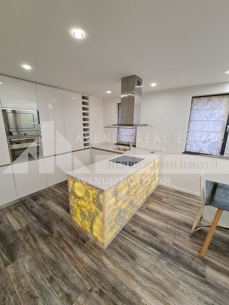 Продава 3-СТАЕН, гр. Пловдив, Център, снимка 3 - Апартаменти - 53969843