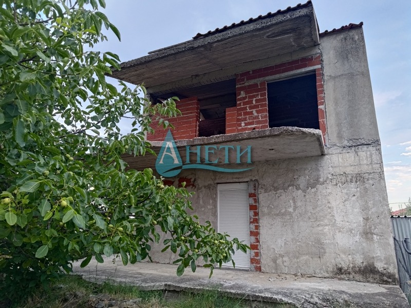 Продава КЪЩА, Извън страната, област Извън страната