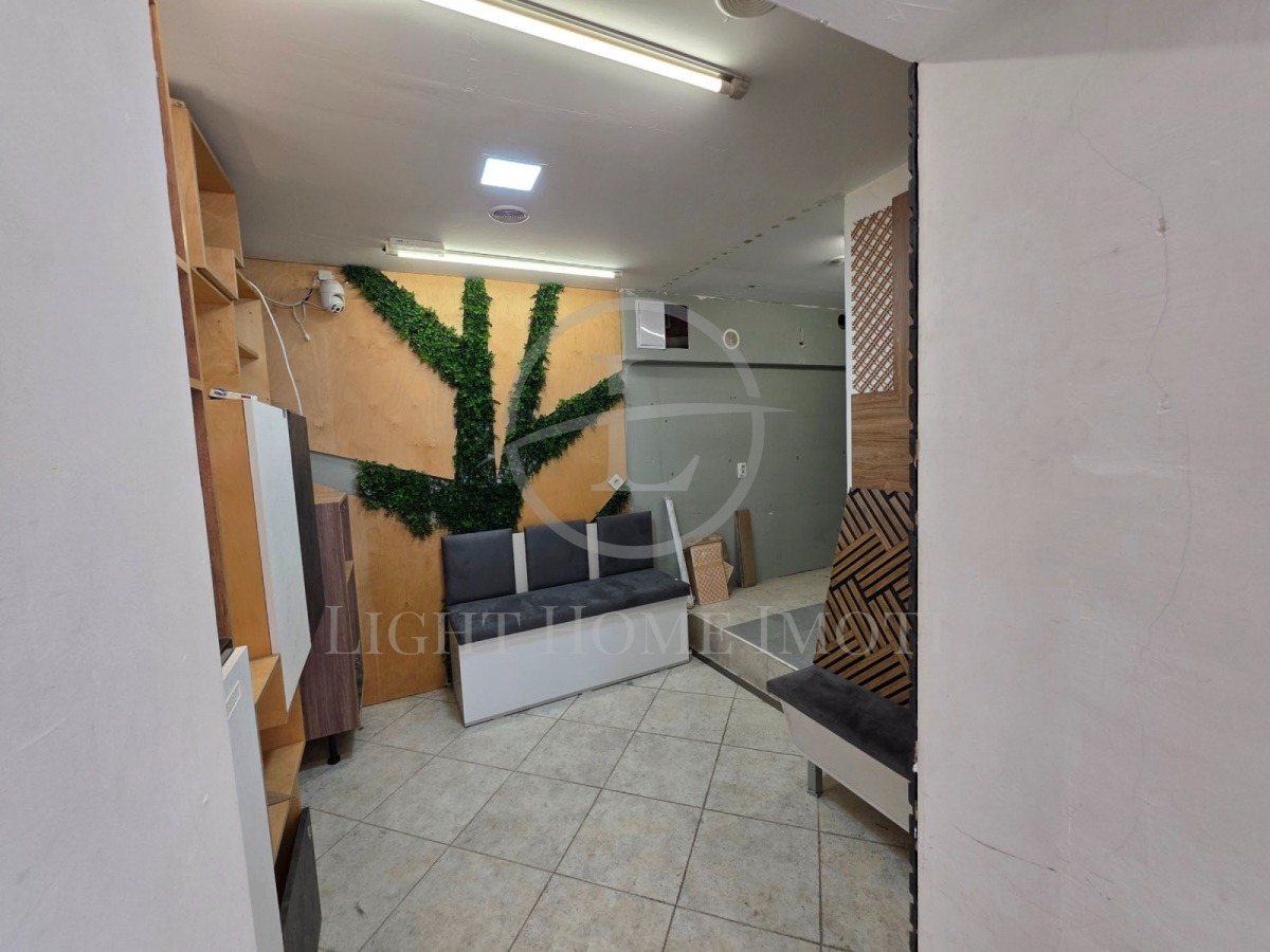 Продава МАГАЗИН, гр. Пловдив, Тракия, снимка 2 - Магазини - 56277083