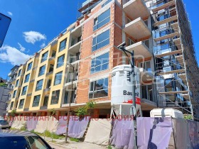 2 dormitoare Țentâr, Sofia