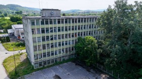 Industribygning Debelets, region Veliko Tarnovo 5