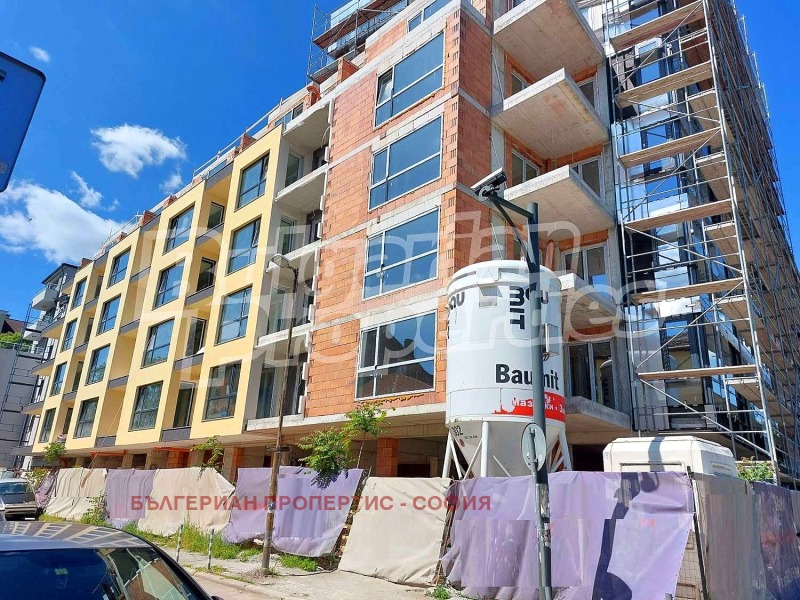 De vânzare  2 dormitoare Sofia , Țentâr , 110 mp | 73565192