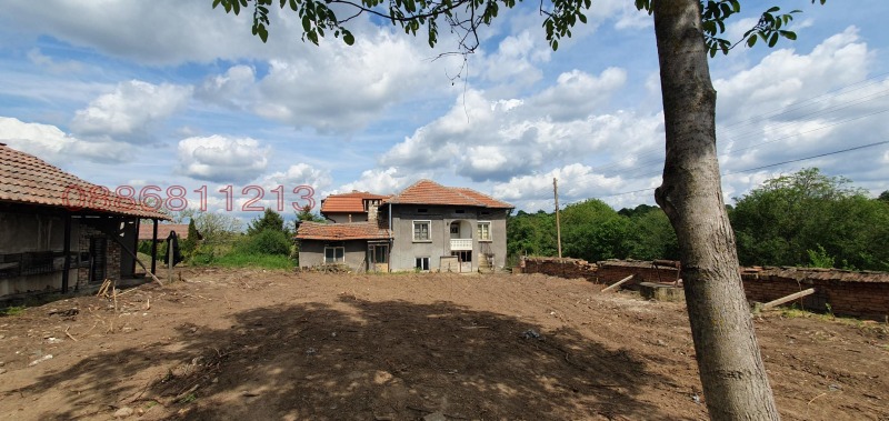 Продава КЪЩА, с. Коиловци, област Плевен