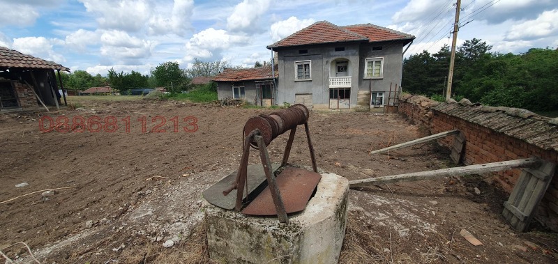 Продава КЪЩА, с. Коиловци, област Плевен, снимка 9 - Къщи - 52783438