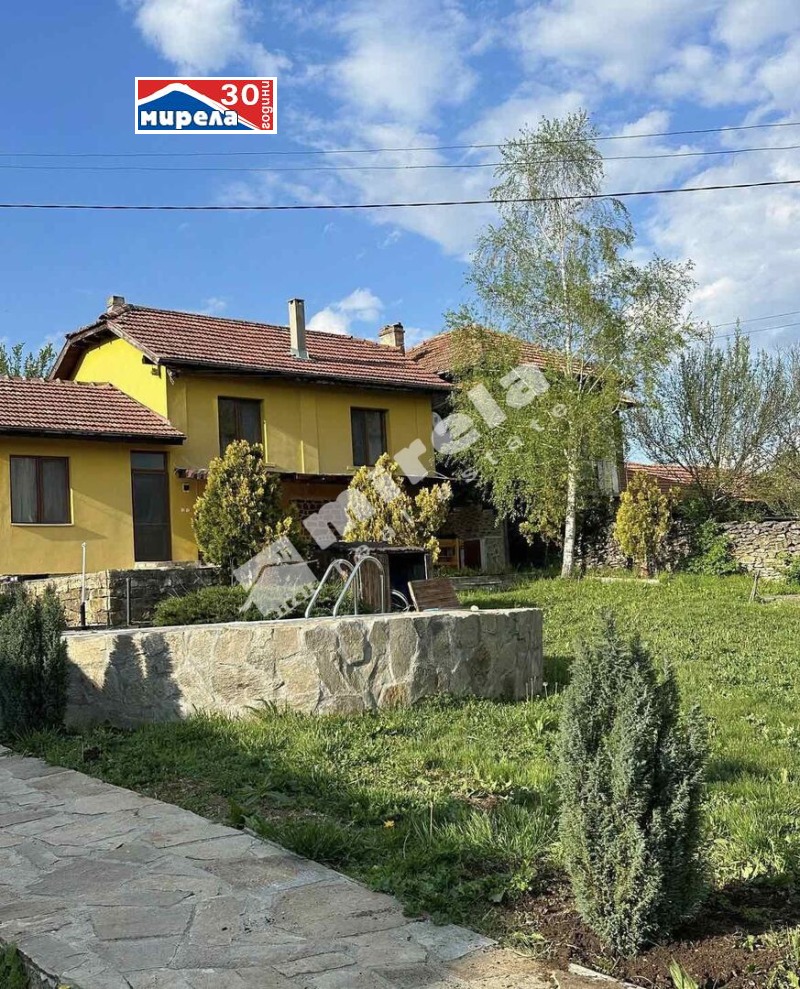 Продава КЪЩА, област Велико Търново, с. Коевци • 144200 € / 282030.69 лв. • 56169808 1