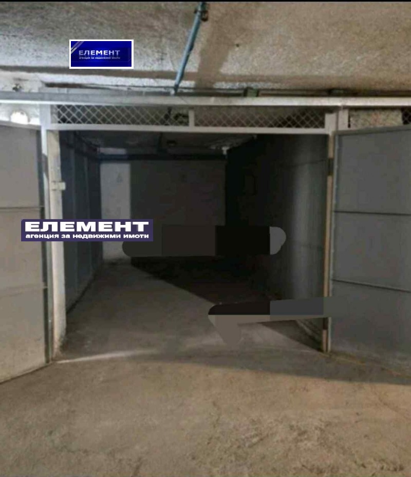 Eladó  Garázs Plovdiv , Centar , 17 négyzetméter | 18586400