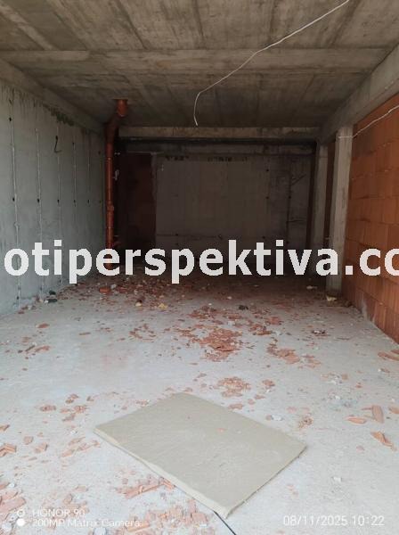 Продава ГАРАЖ, ПАРКОМЯСТО, гр. Пловдив, Кючук Париж, снимка 2 - Гаражи и паркоместа - 54421569