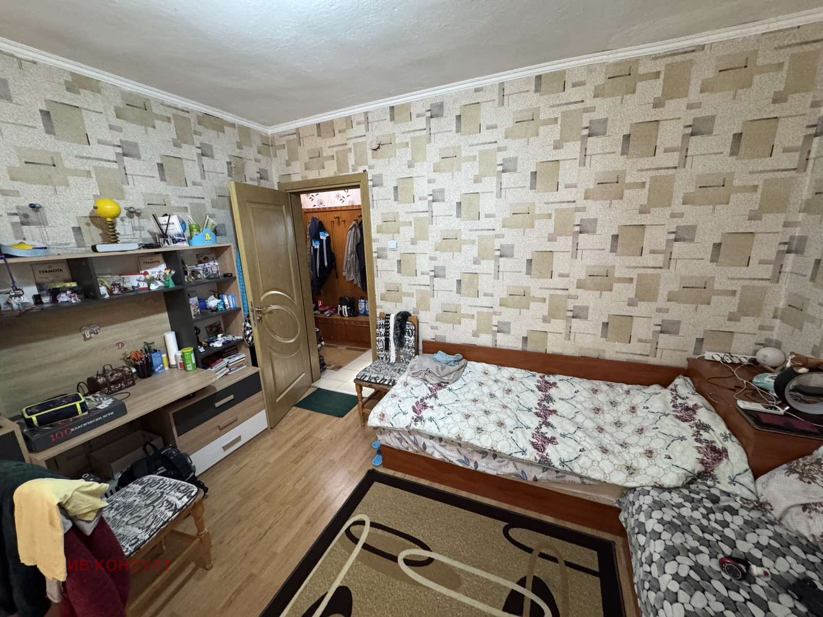 Продава 3-СТАЕН, гр. Стара Загора, Център, снимка 3 - Апартаменти - 54767091