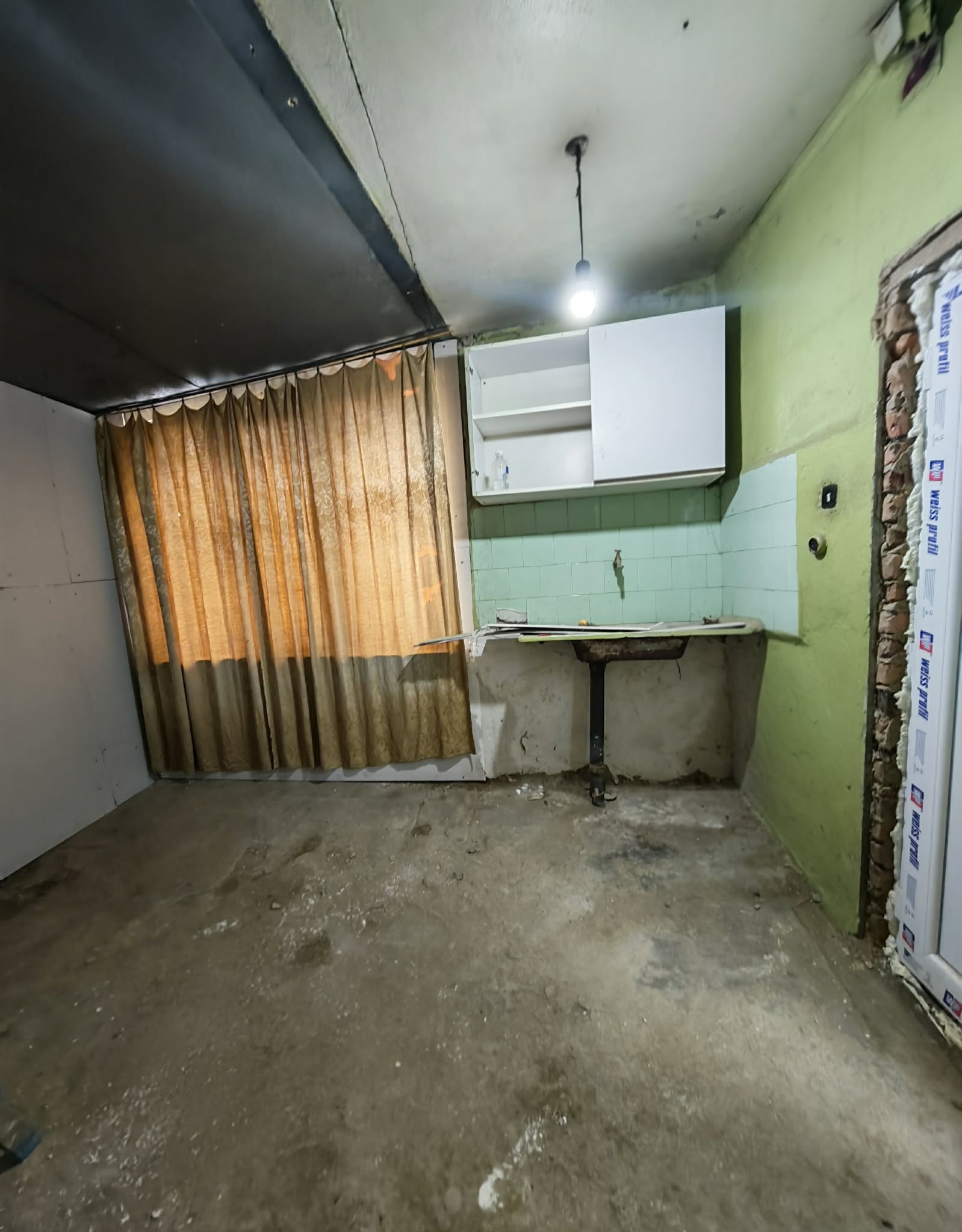 Продава КЪЩА, гр. Силистра, Център, снимка 13 - Къщи - 55515895