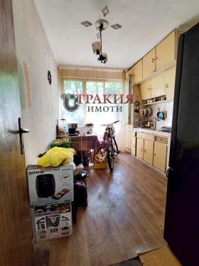 3 soverom Tsentar, Stara Zagora