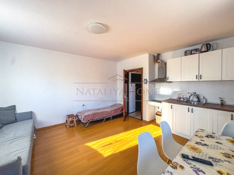 Продава 1-СТАЕН, гр. Бургас, Сарафово, снимка 2 - Апартаменти - 53018417