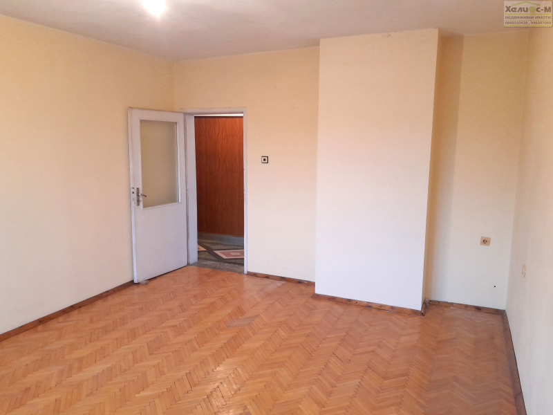 En venta  2 dormitorios Montana , Shirok tsentar , 100 metros cuadrados | 10390096 - imagen [7]