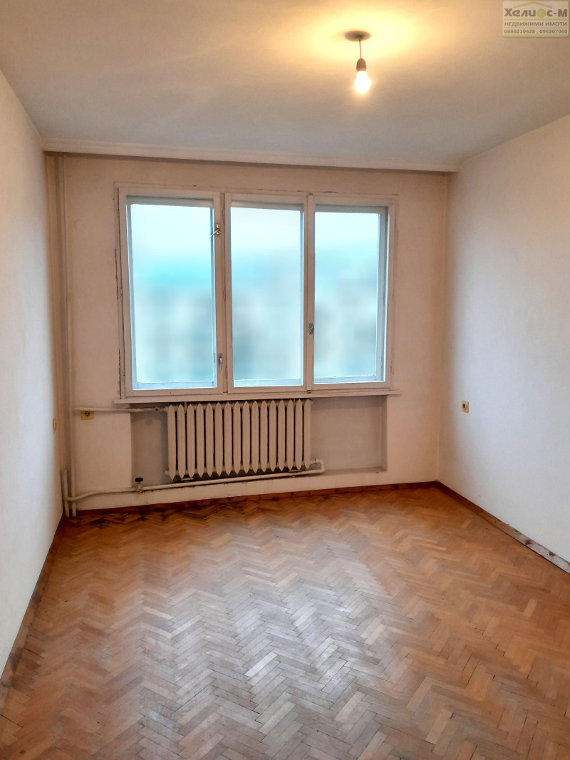 En venta  2 dormitorios Montana , Shirok tsentar , 100 metros cuadrados | 10390096 - imagen [10]