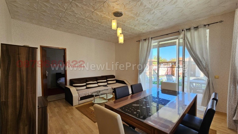 Продава КЪЩА, гр. Бургас, с. Извор, снимка 6 - Къщи - 52781849