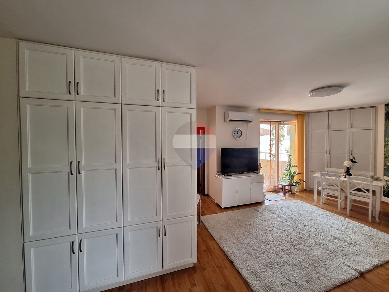 Продава 2-СТАЕН, гр. Варна, к.к. Св.Св. Константин и Елена