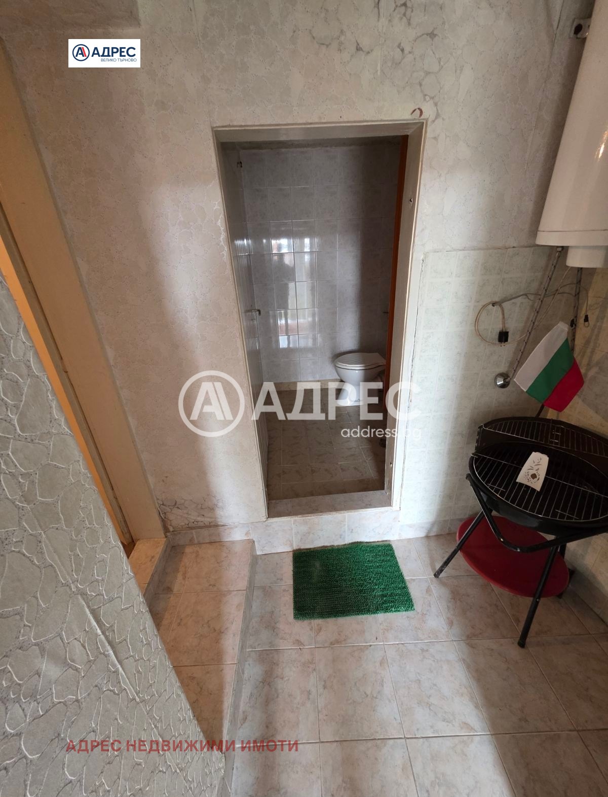 Продава ЕТАЖ ОТ КЪЩА, гр. Велико Търново, Център, снимка 6 - Етаж от къща - 54630373