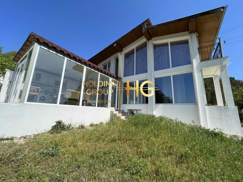 Продава КЪЩА в град Варна, м-т Акчелар - 200 кв.м / 450 000 € » 880 123.50 лв., ХОЛДИНГ ГРУП