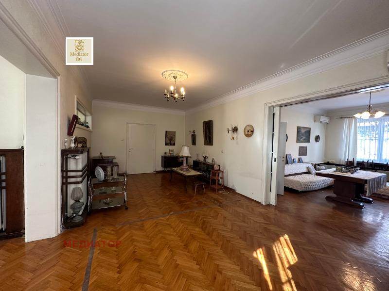 Продава  3-стаен град София , Център , 175 кв.м | 34497875 - изображение [3]