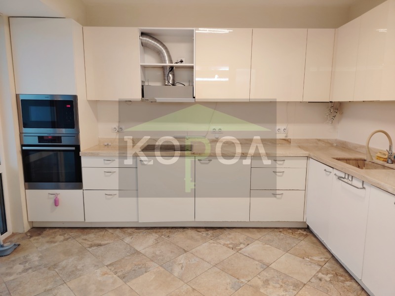 Продава 4-СТАЕН, гр. София, Гео Милев, снимка 5 - Апартаменти - 52688030