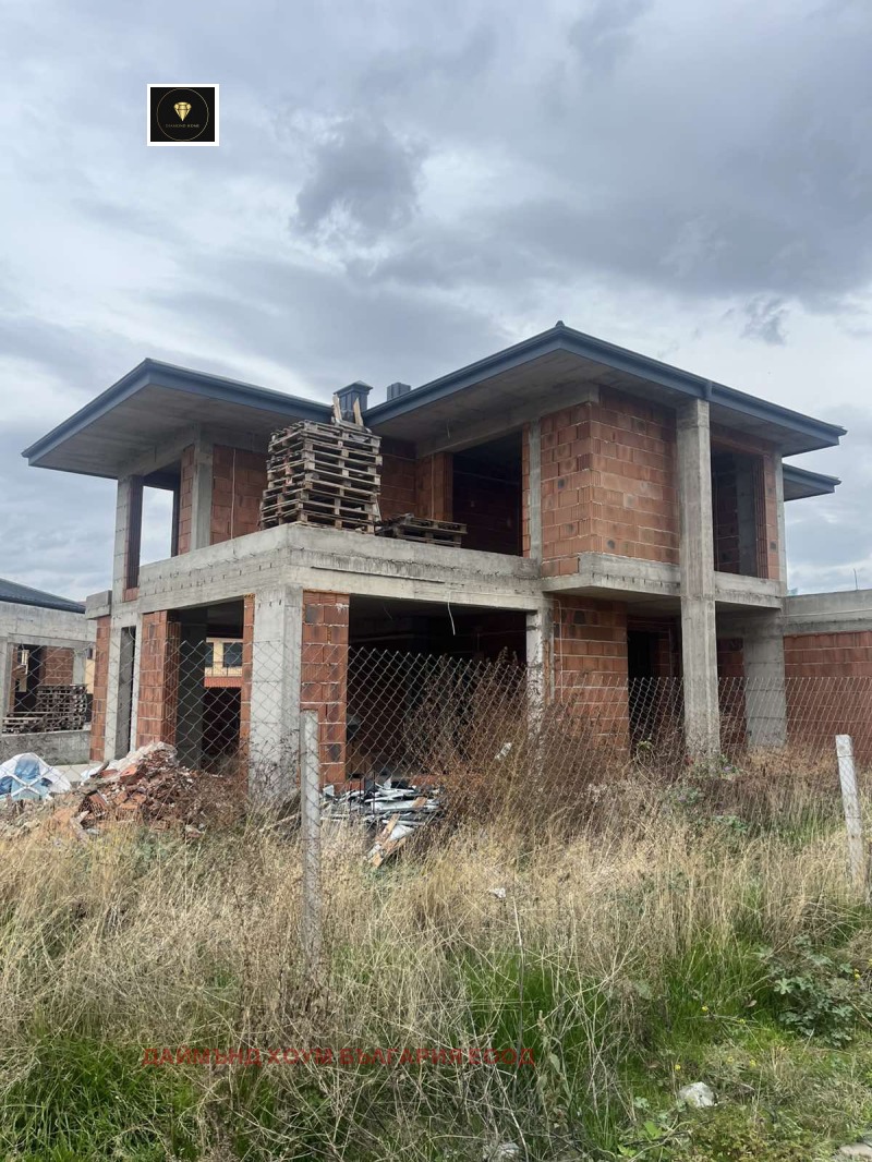 Продава КЪЩА, с. Първенец, област Пловдив, снимка 4 - Къщи - 52523731