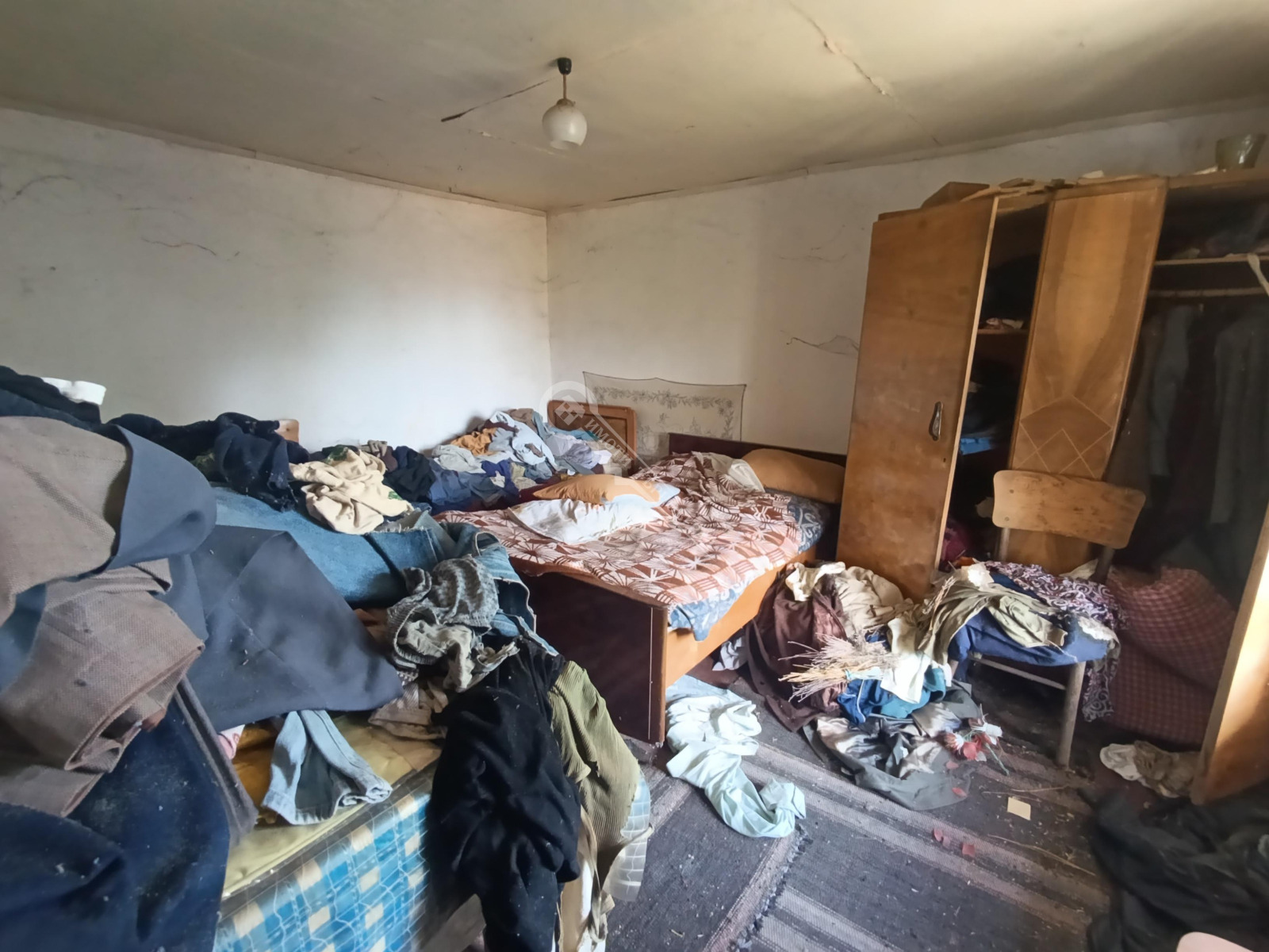 Продава КЪЩА, с. Гостилица, област Габрово, снимка 3 - Къщи - 55898138