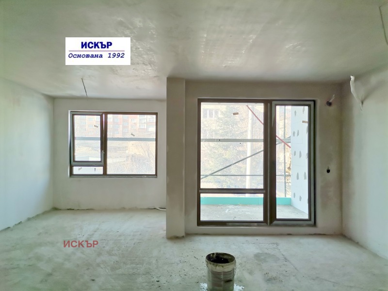 Продава 3-СТАЕН в град София, Надежда 2 - 128 кв.м / 291 430 € » 569 987.54 лв., ИСКЪР