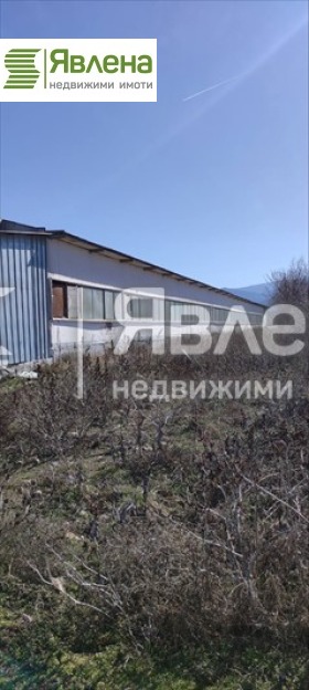 Til salg  Industribygning region Sofia , Litakovo , 10000 kvm | 40705934 - billede [3]