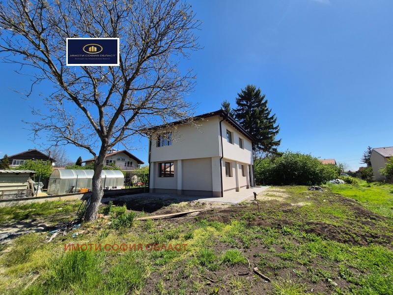 À venda  Casa região Sófia , Petartch , 168 m² | 94688510 - imagem [2]