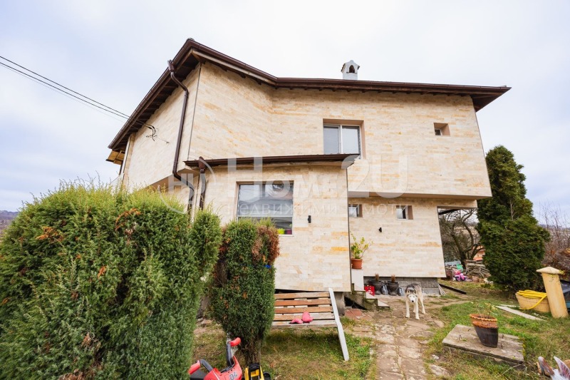 Продава КЪЩА, с. Рударци, област Перник