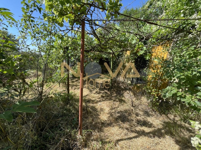 Продава  Парцел град Варна , м-т Боровец - юг , 650 кв.м | 92800385 - изображение [2]