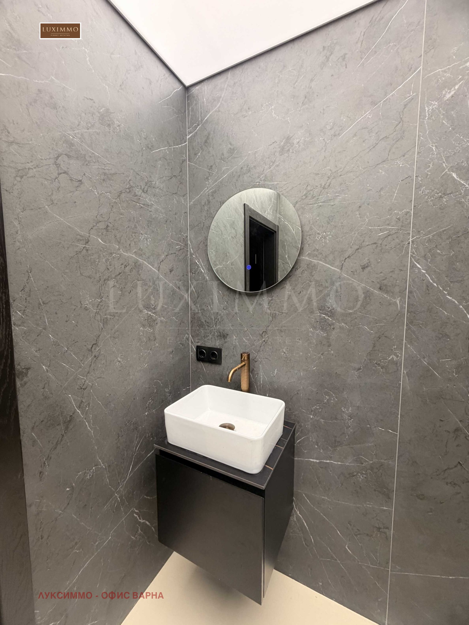Продава 3-СТАЕН, гр. Варна, Център, снимка 15 - Апартаменти - 56432700