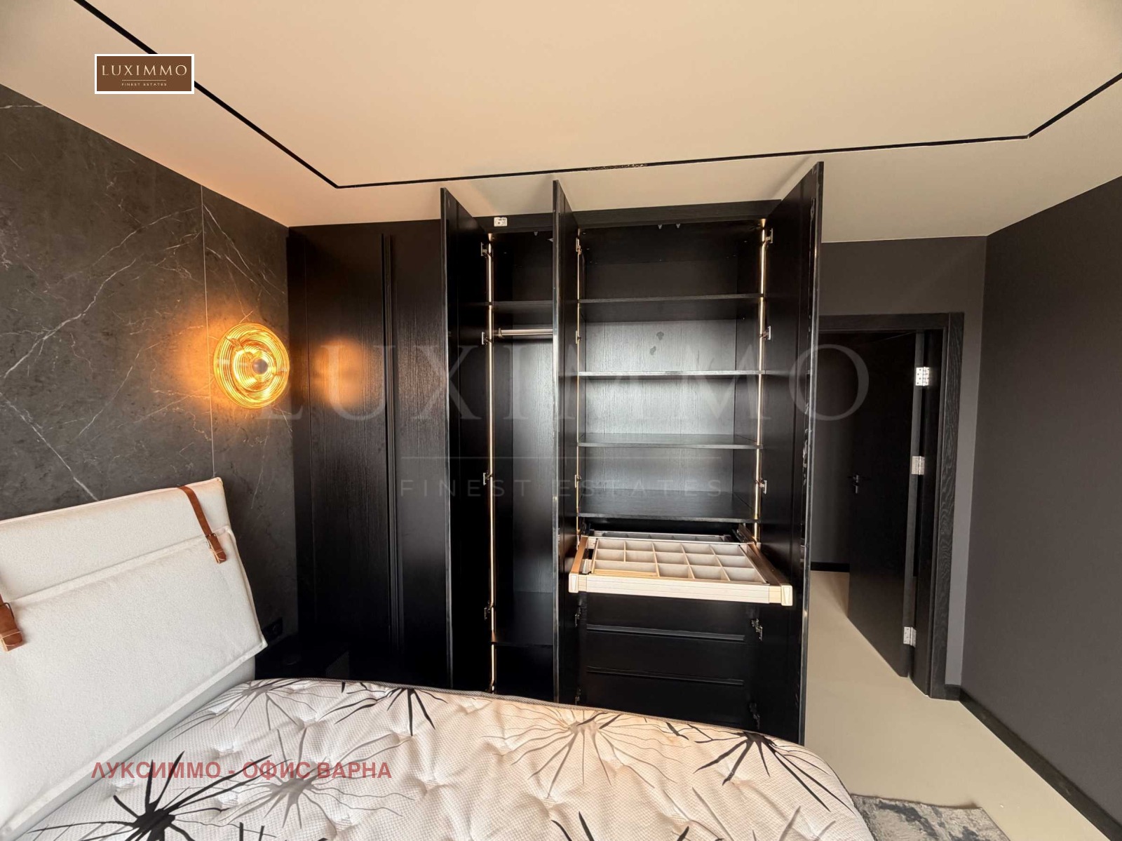 Продава 3-СТАЕН, гр. Варна, Център, снимка 7 - Апартаменти - 56432700