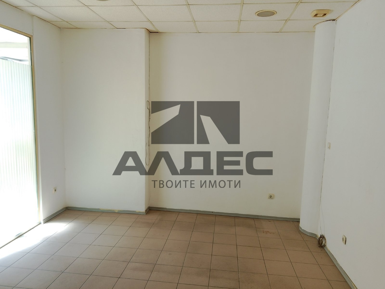 Продава ОФИС, гр. София, Люлин 7