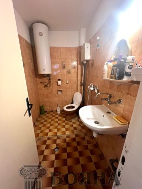 1 dormitorio Midiya Enos, Ruse 11