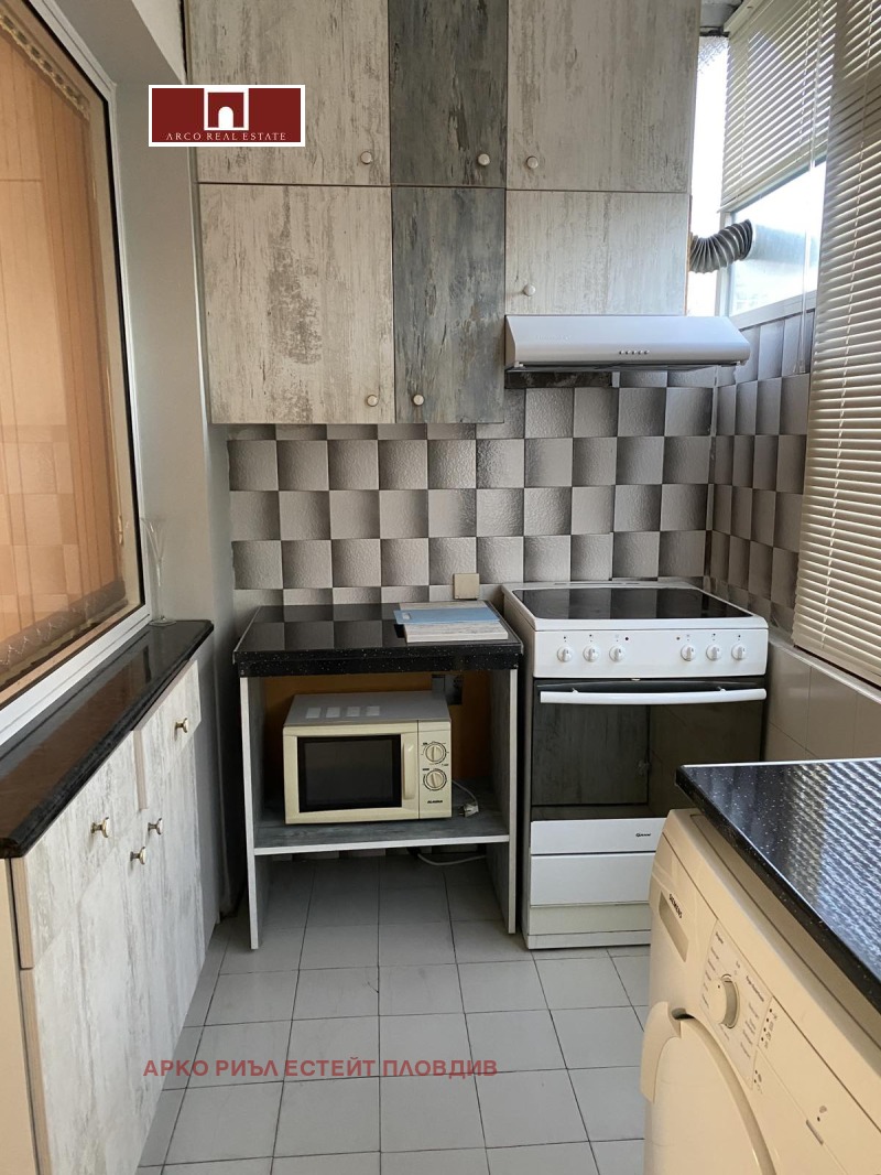 Продава 2-СТАЕН, гр. Пловдив, Христо Смирненски, снимка 2 - Апартаменти - 52610751