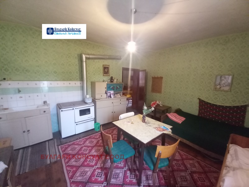Till salu  Hus region Kyustendil , Dragovistjica , 240 kvm | 33341049 - bild [12]