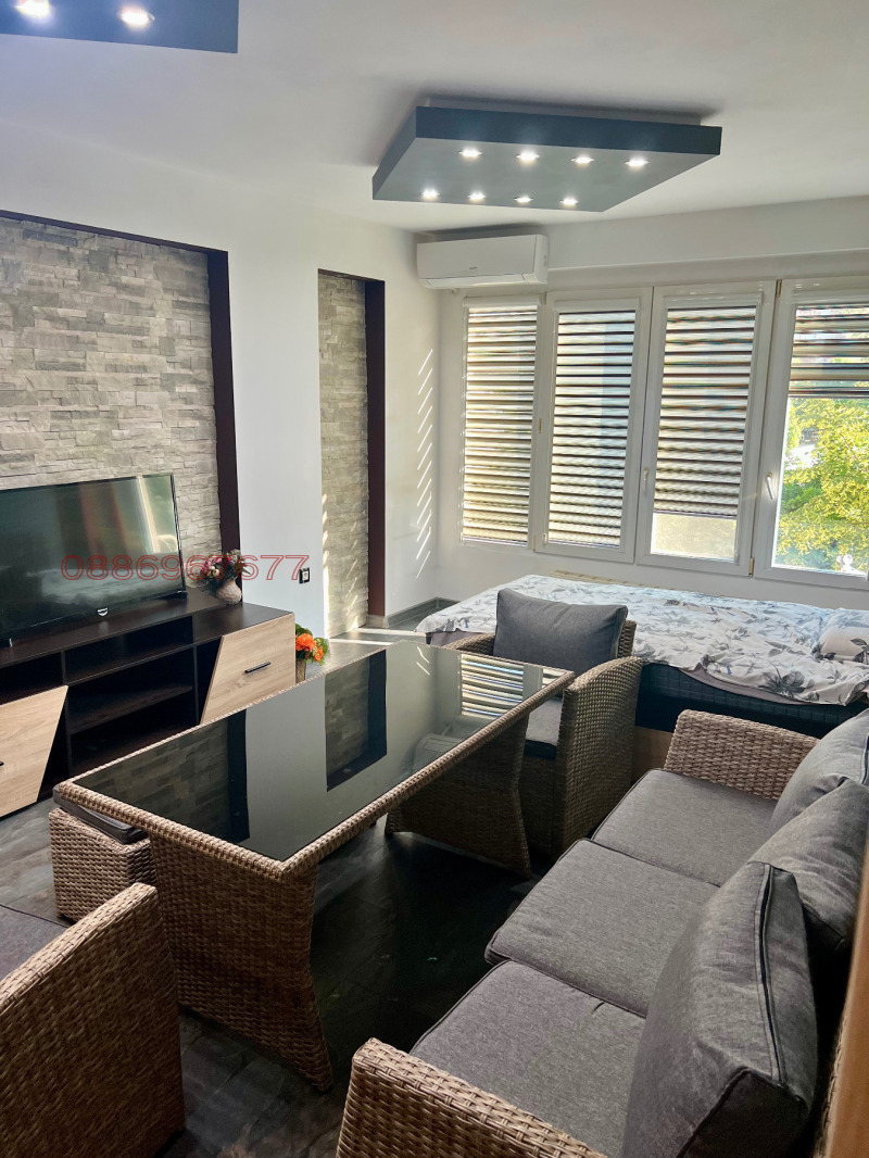 En venta  1 dormitorio Sofia , Lyulin 4 , 48 metros cuadrados | 35559827