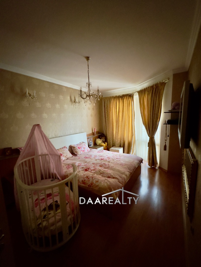 For Sale  3+ bedroom Plovdiv , Karshiyaka , 233 sq.m | 90105069 - image [8]