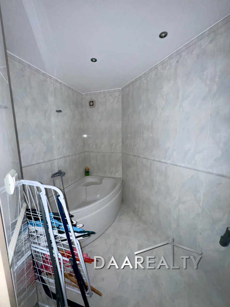 For Sale  3+ bedroom Plovdiv , Karshiyaka , 233 sq.m | 90105069 - image [12]