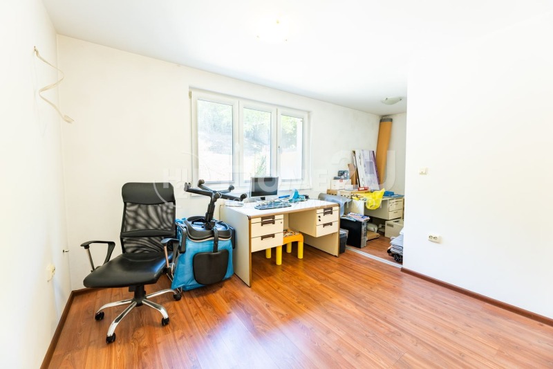 Zu verkaufen  Haus Pernik , Zentar , 298 qm | 51306926 - Bild [9]