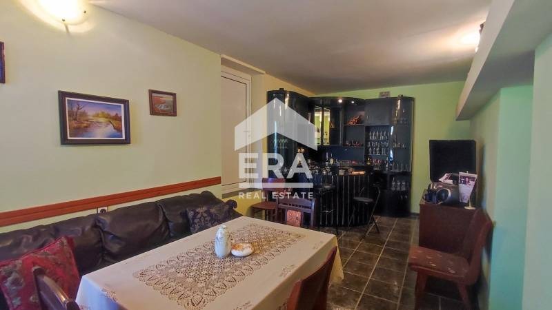 Продава КЪЩА, гр. Търговище, Вилна зона, снимка 7 - Къщи - 53982355