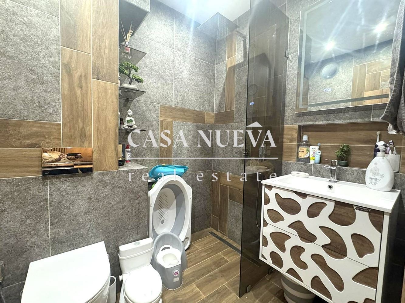 Продава 2-СТАЕН, гр. Перник, Изток, снимка 10 - Апартаменти - 54354248