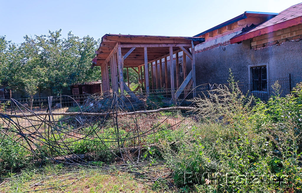 Продава КЪЩА, с. Белгун, област Добрич, снимка 13 - Къщи - 55931966