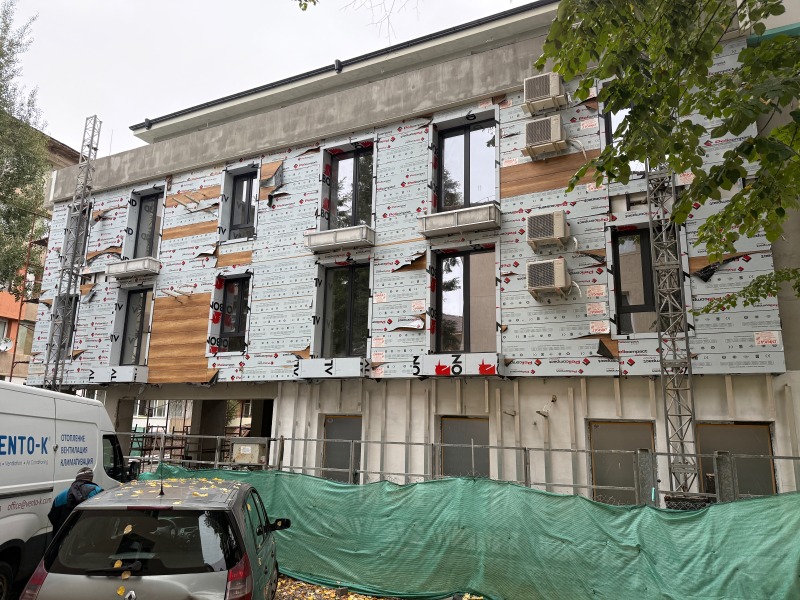De vânzare  1 dormitor Pernic , Țentâr , 98 mp | 85956589 - imagine [2]