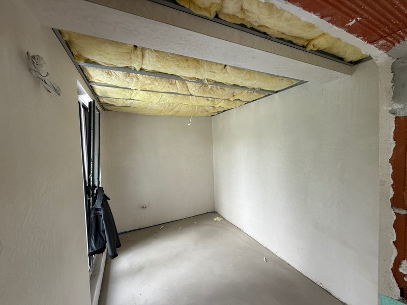 De vânzare  1 dormitor Pernic , Țentâr , 98 mp | 85956589 - imagine [7]