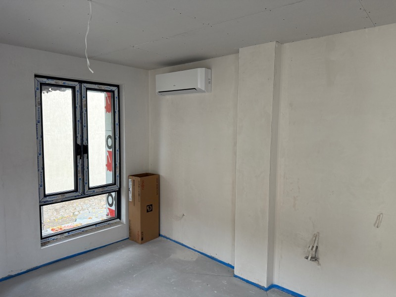De vânzare  1 dormitor Pernic , Țentâr , 98 mp | 85956589 - imagine [5]