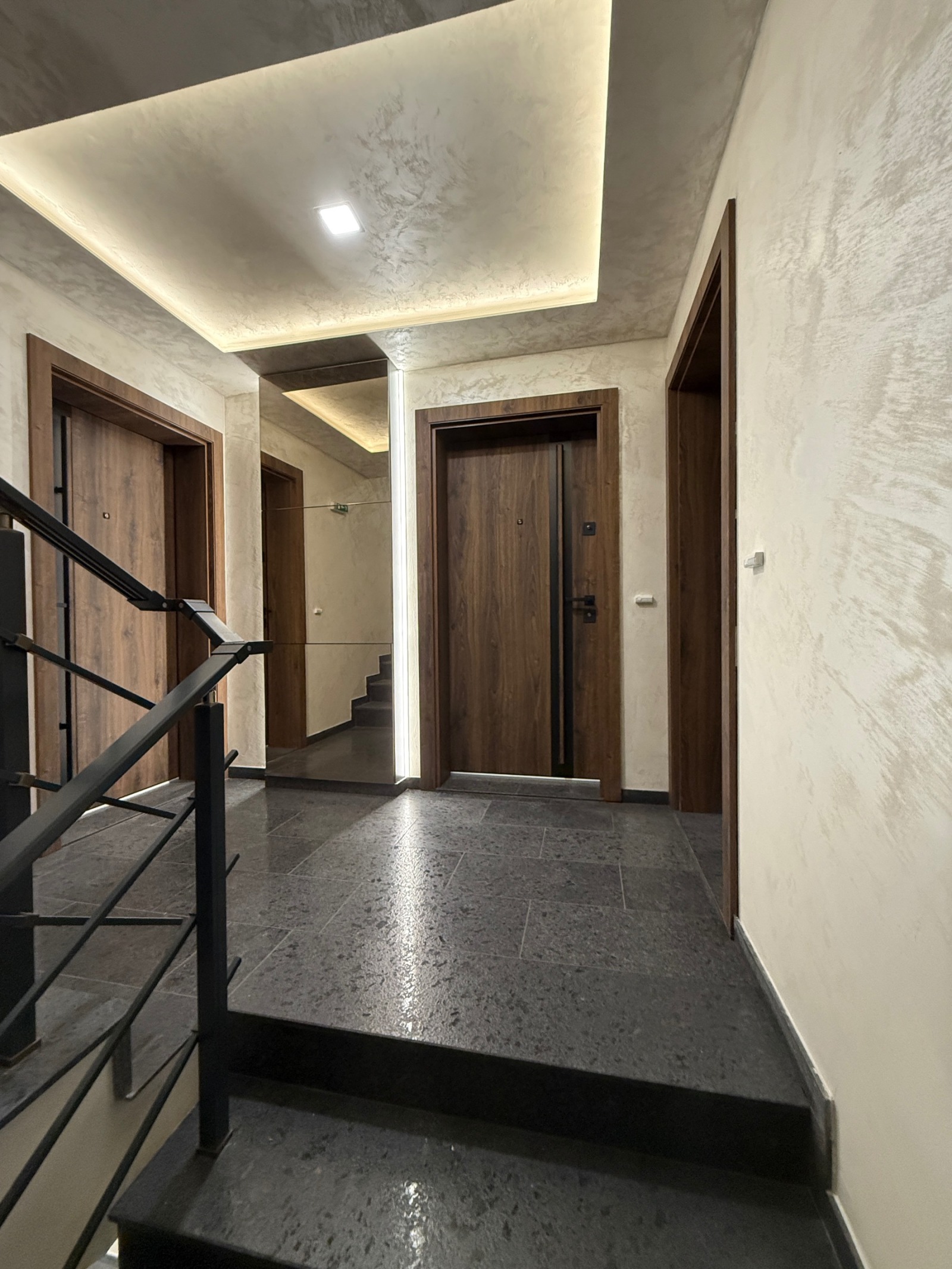 Продава 2-СТАЕН, гр. Перник, Център, снимка 11 - Апартаменти - 51941629