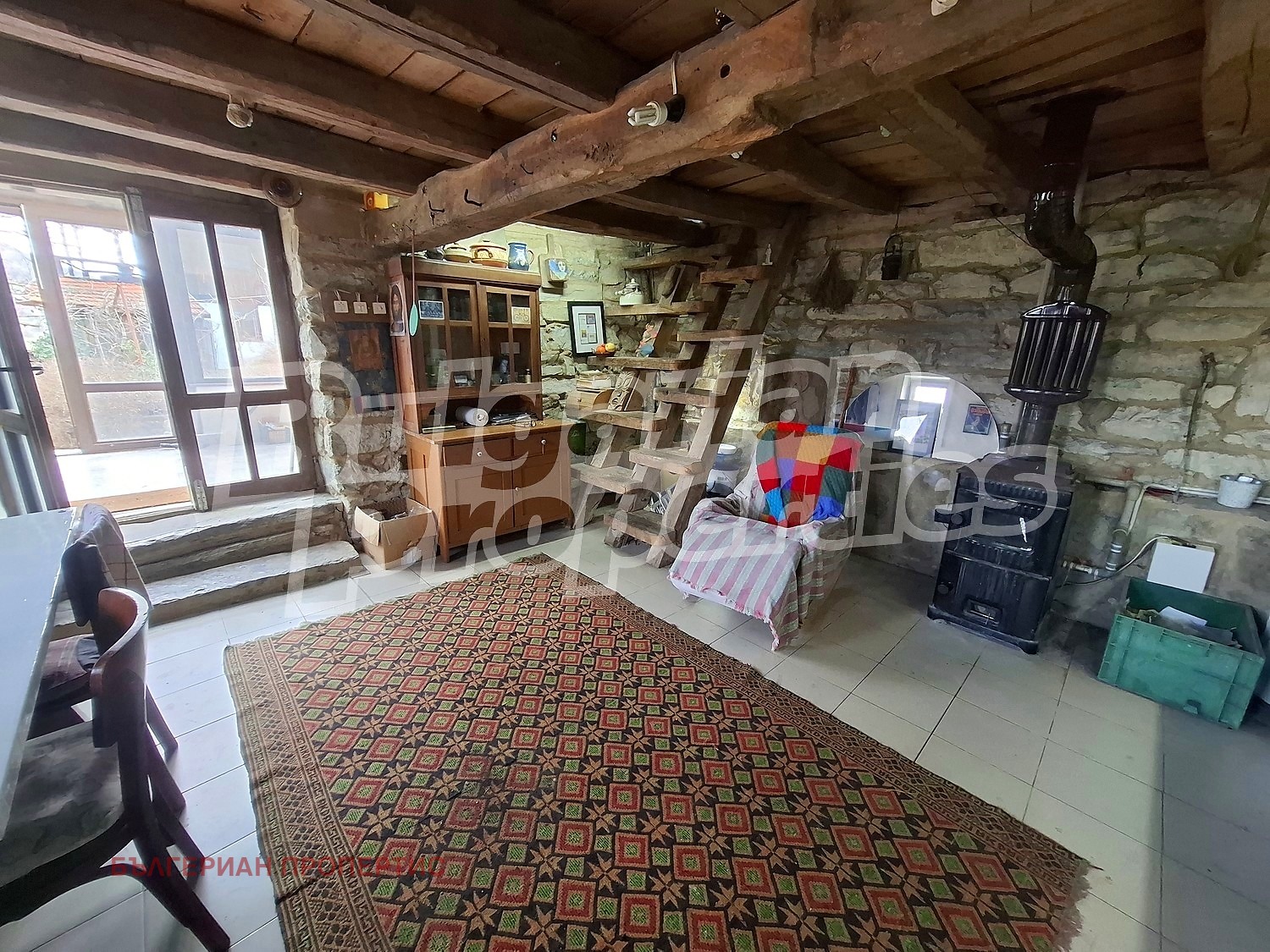 Продава КЪЩА, с. Малък извор, област Ловеч, снимка 7 - Къщи - 53944642