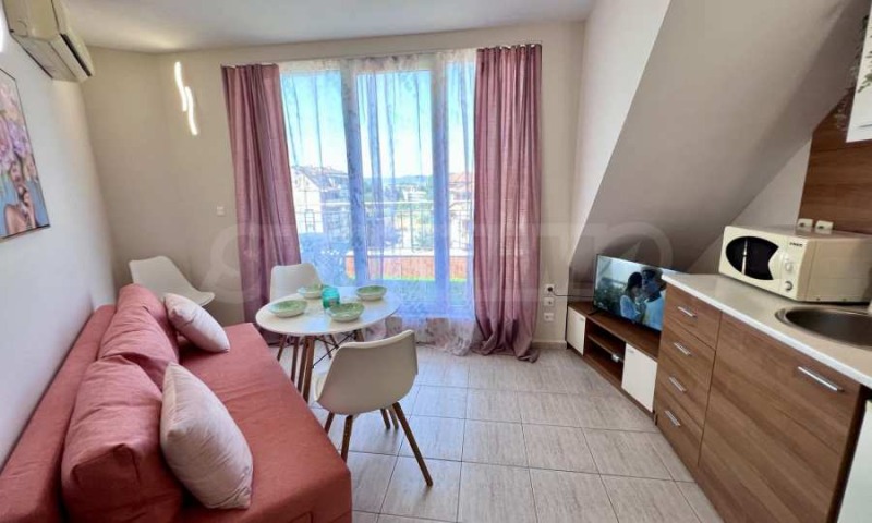 À venda  1 quarto região Burgas , k.k. Slantchev briag , 84 m² | 23633103 - imagem [2]